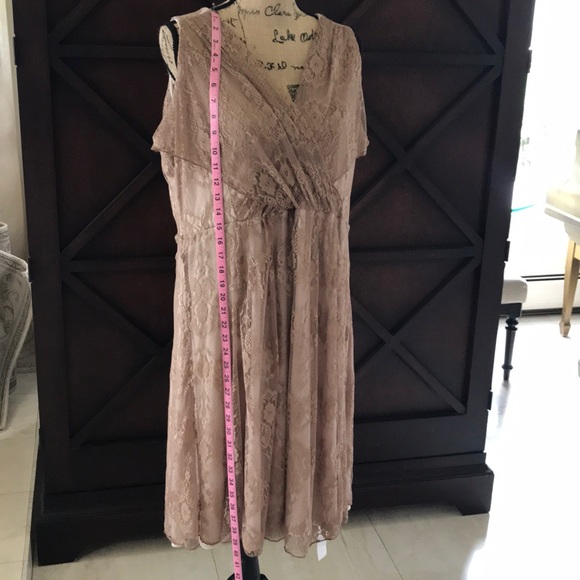 Rise Boutique Lace Dress - Picture 3 of 8